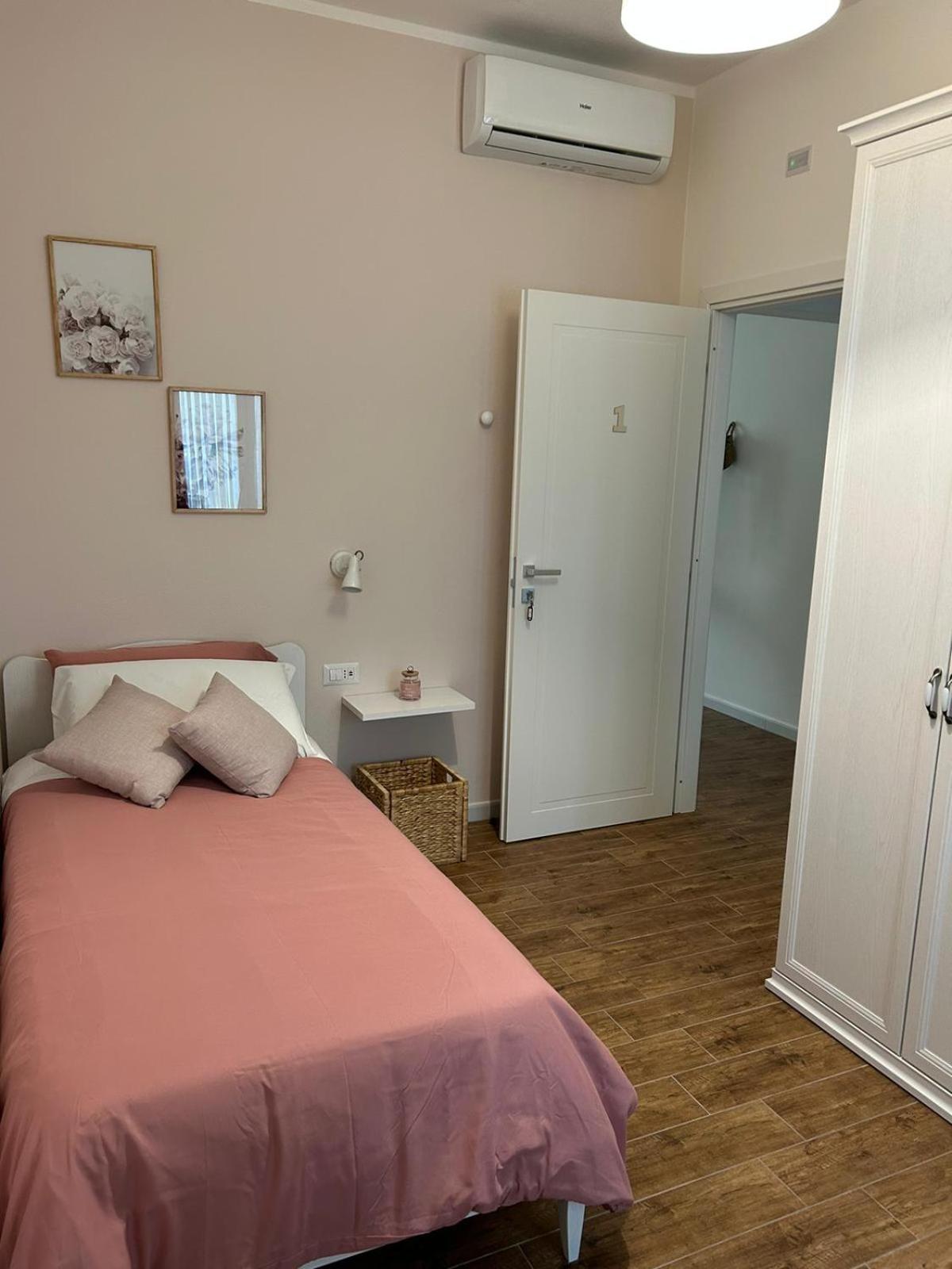 Mavi Rooms San Gavino Monreale Exterior photo